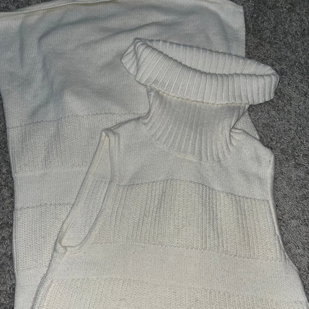 Sleeveless Maxi Sweater Dress